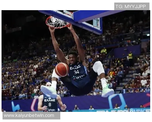 赛季至今得分榜揭晓东契奇领跑字母哥与SGA紧随其后并列第二 赛季至今得分榜揭晓东契奇领跑字母哥与SGA紧随其后并列第二