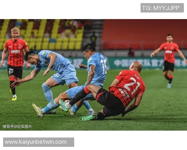 深圳新鹏城与成都蓉城比赛场地调整通知请各位球迷注意安全与安排