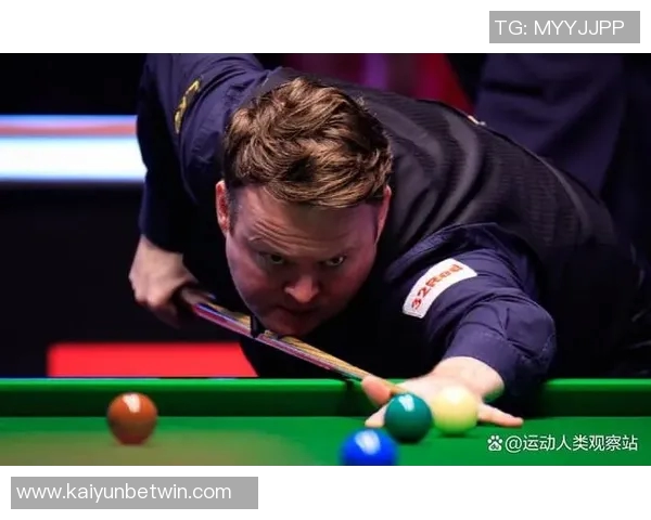 墨菲半场表现惊艳12投8中三分5中8高效斩获21分助力球队进攻