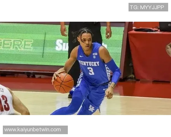 基德透露浓眉进行球场训练正在恢复中球队将持续关注情况 基德透露浓眉进行球场训练正在恢复中球队将持续关注情况