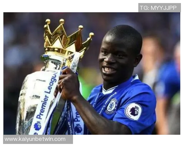 拉亚高度评价助教海因策称其在球队防守中发挥重要作用