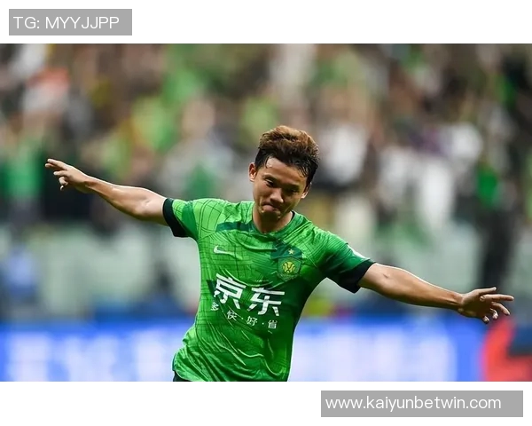 池忠国荣膺国安出战200场纪念李明亲自颁发特别球衣致敬球员贡献